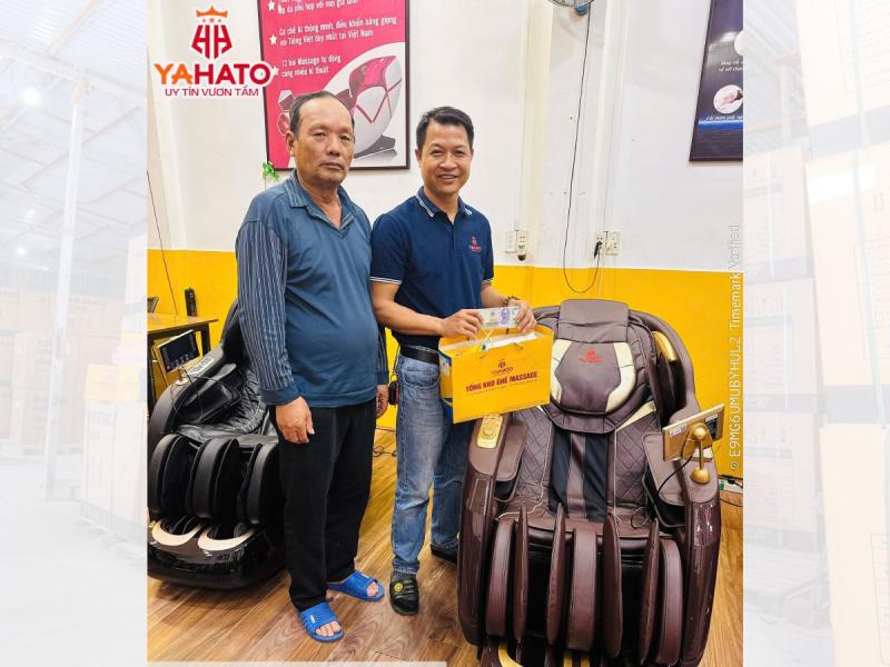 Ghế massage YAHATO 889 Pro giúp giảm đau vai gáy...
Ghế massage YAHATO 889 Pro giúp giảm đau vai gáy...